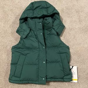 NWT Lululemon Wunder Under Puff Cropped Vest